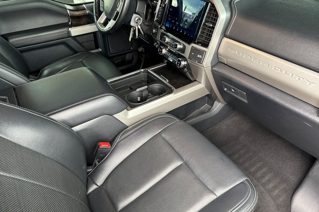 2022 Ford F-250SD Lariat