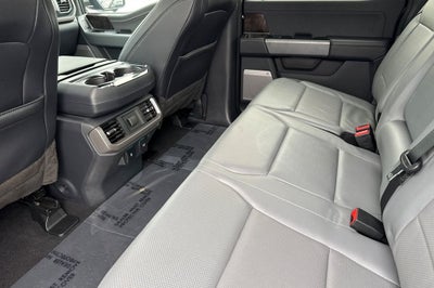 2023 Ford F-150 Lightning Lariat