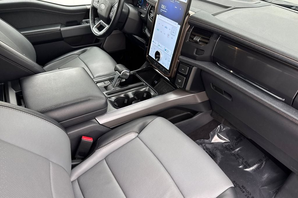 2023 Ford F-150 Lightning Lariat