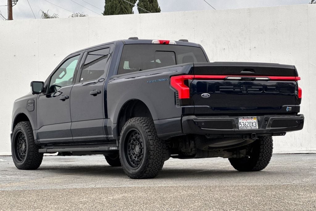 2023 Ford F-150 Lightning Lariat