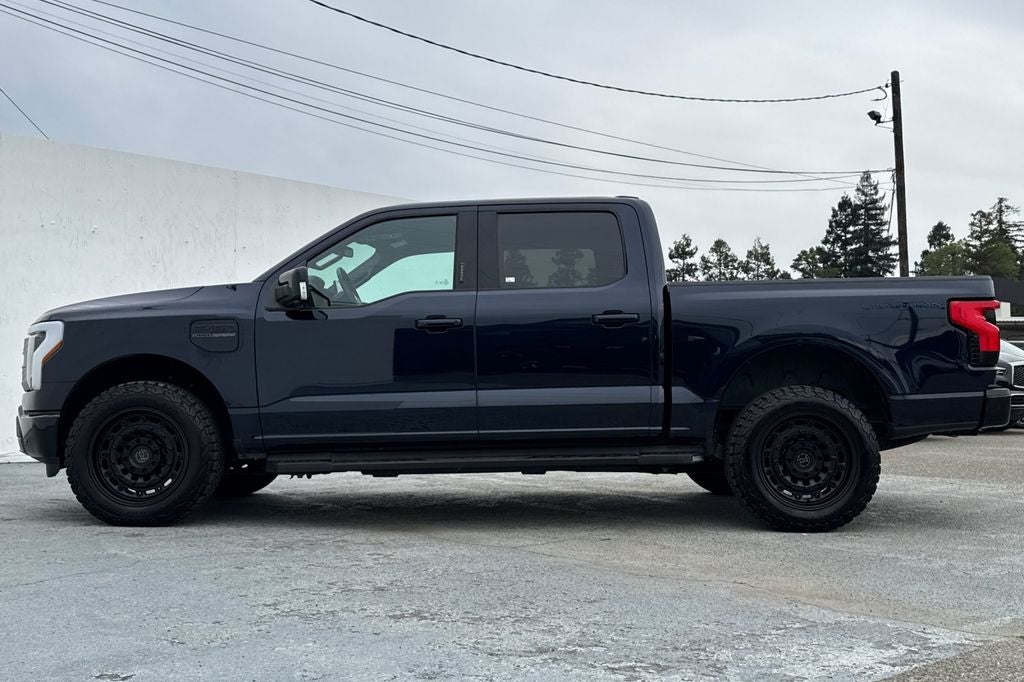 2023 Ford F-150 Lightning Lariat