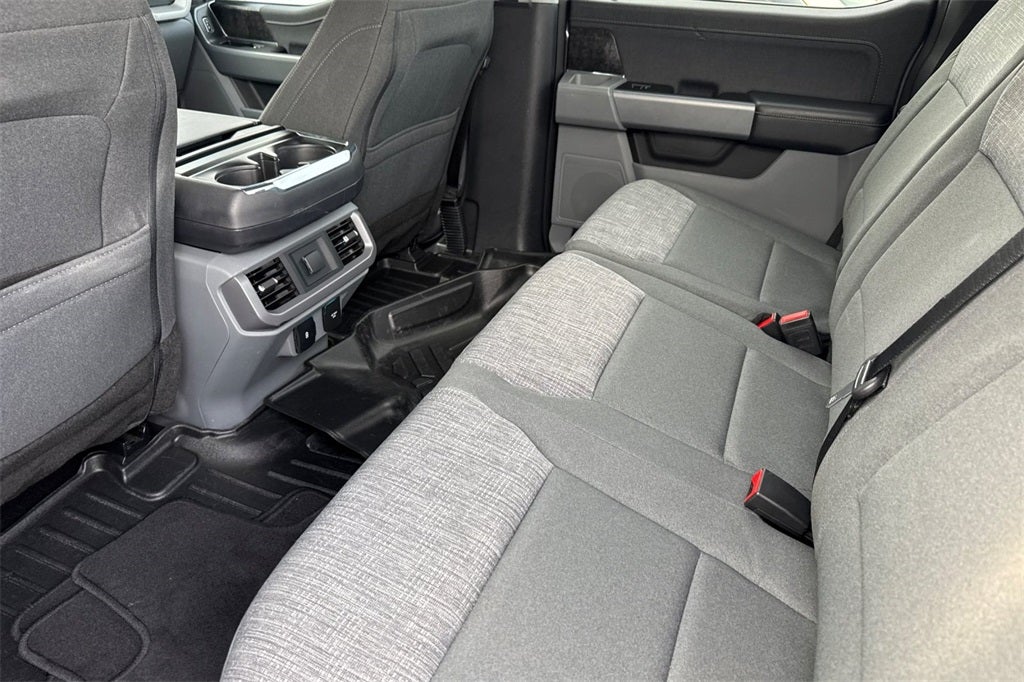 2023 Ford F-150 Lightning XLT