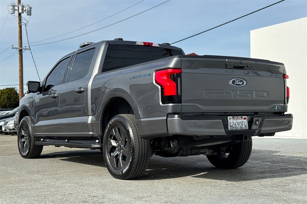 2023 Ford F-150 Lightning XLT
