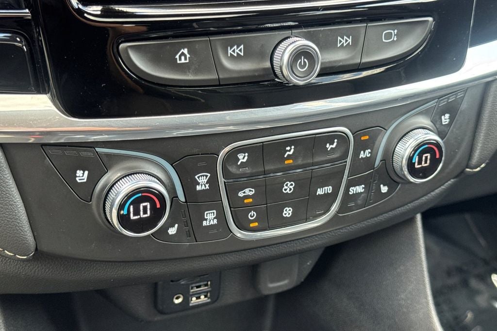 2023 Chevrolet Traverse Premier