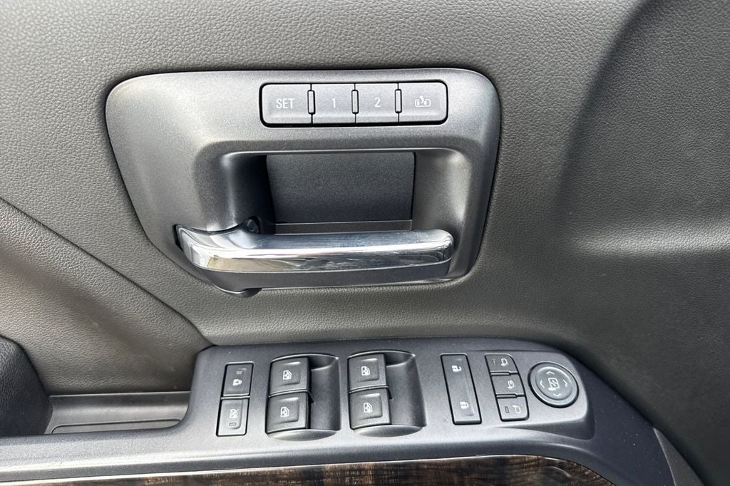 2015 GMC Sierra 3500HD Denali DRW