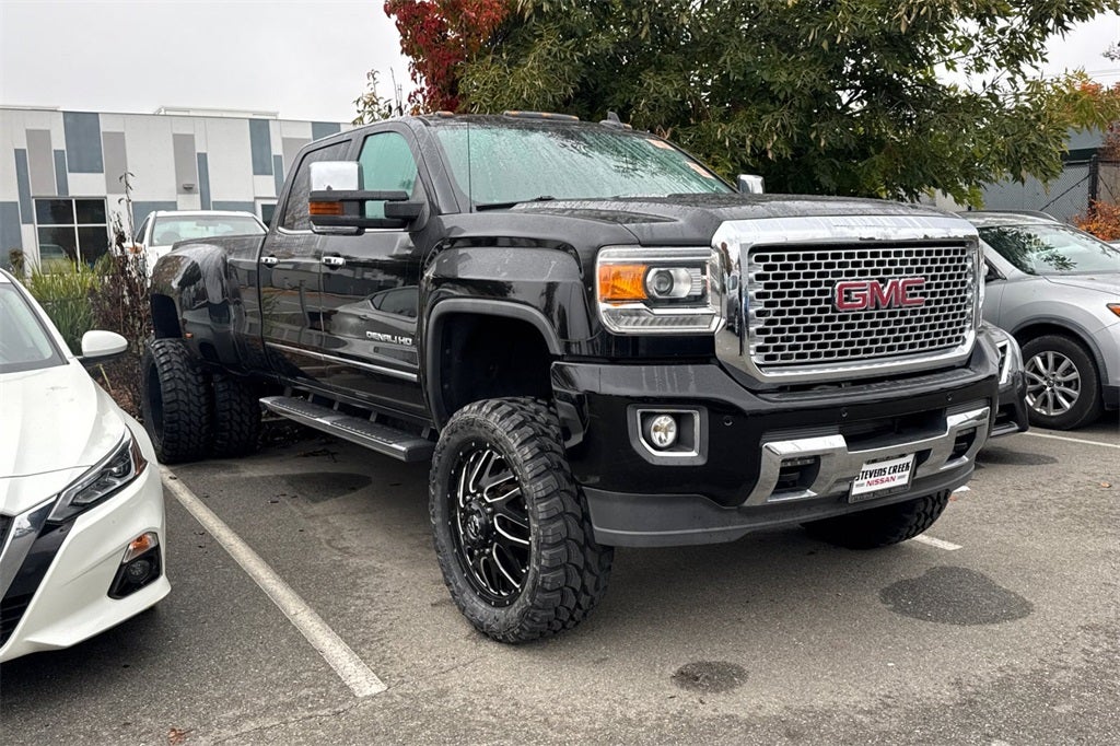 2015 GMC Sierra 3500HD Denali DRW