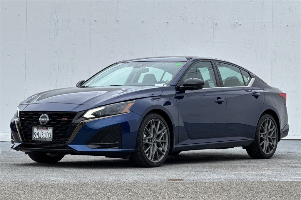 2023 Nissan Altima 2.0 SR *CERTIFIED*