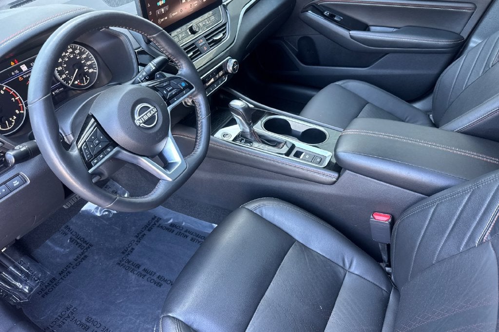 2023 Nissan Altima 2.0 SR