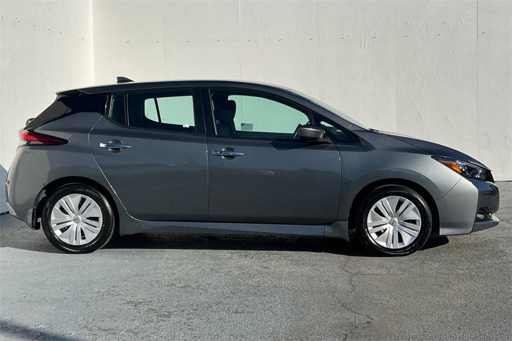 2023 Nissan Leaf S