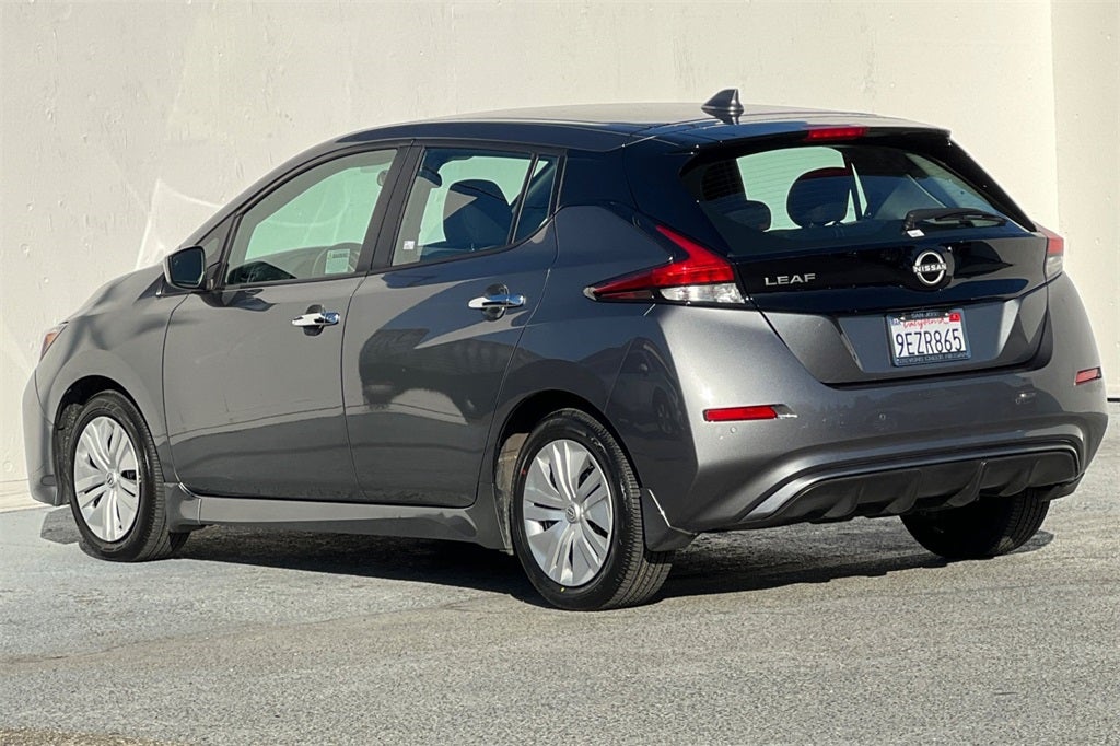 2023 Nissan Leaf S