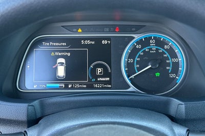 2025 Nissan Leaf S