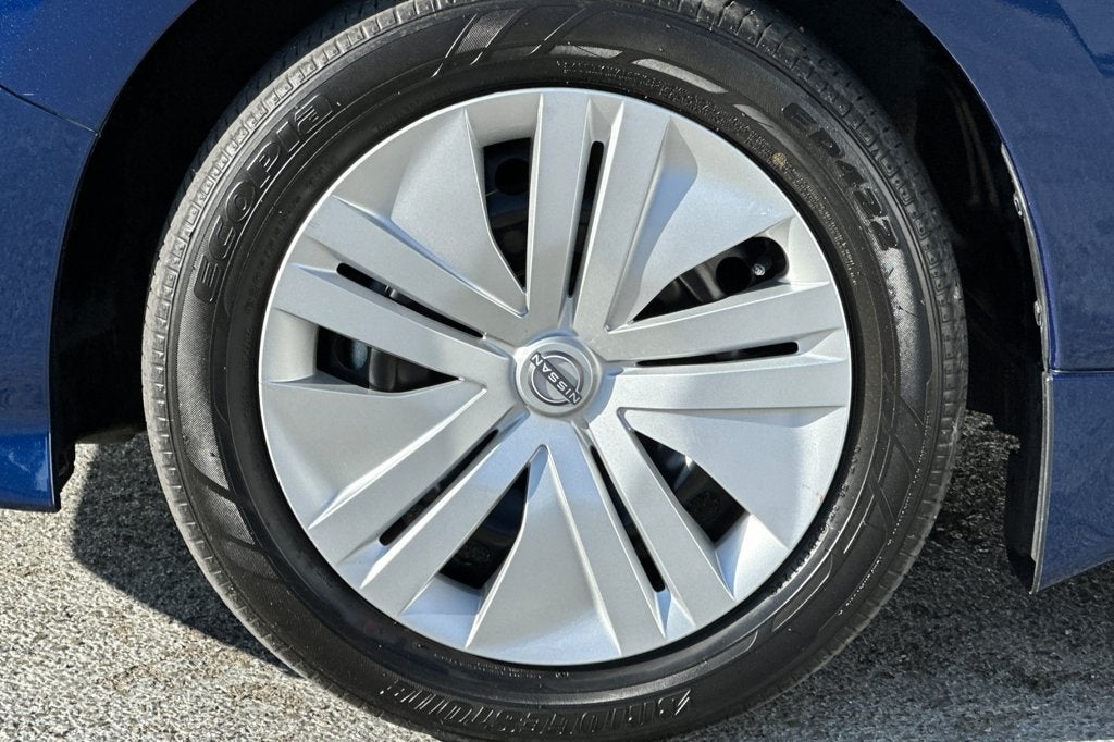 2025 Nissan Leaf S
