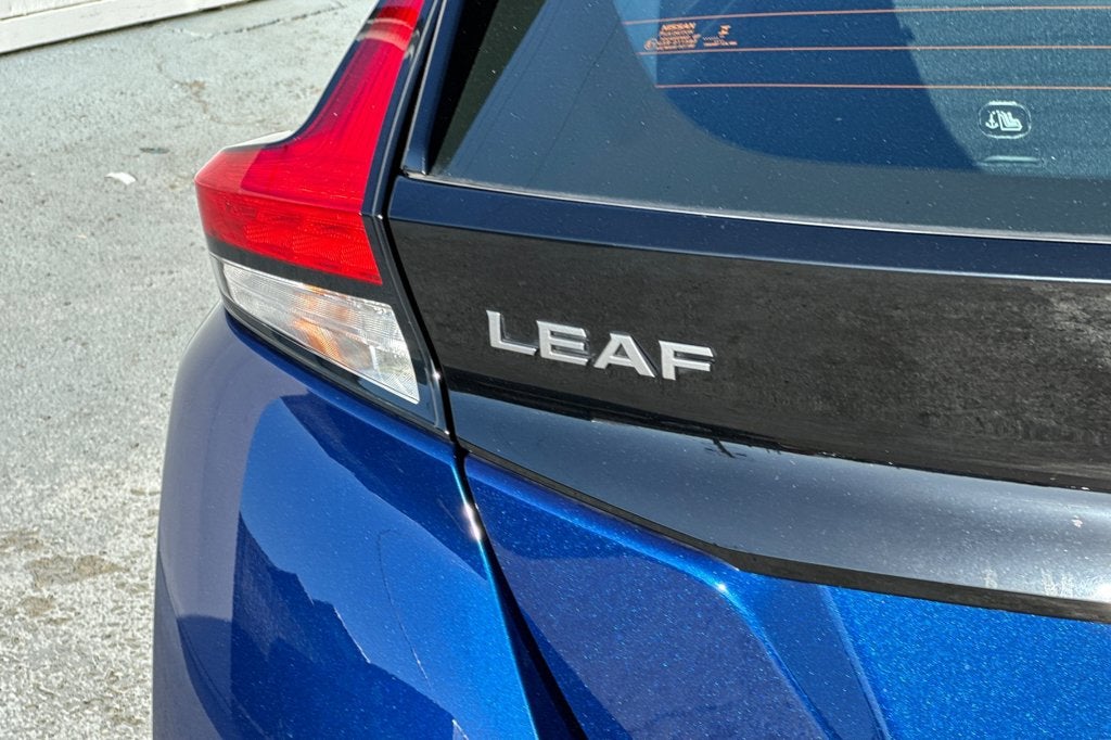 2025 Nissan Leaf S