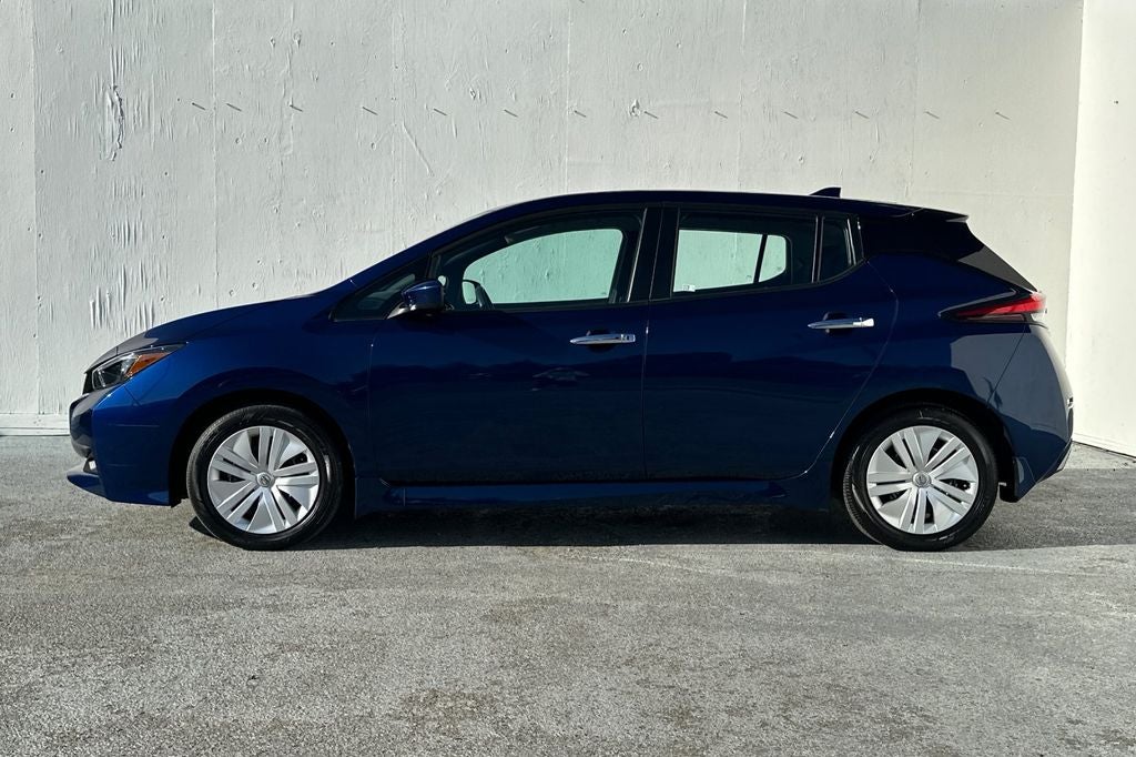 2025 Nissan Leaf S