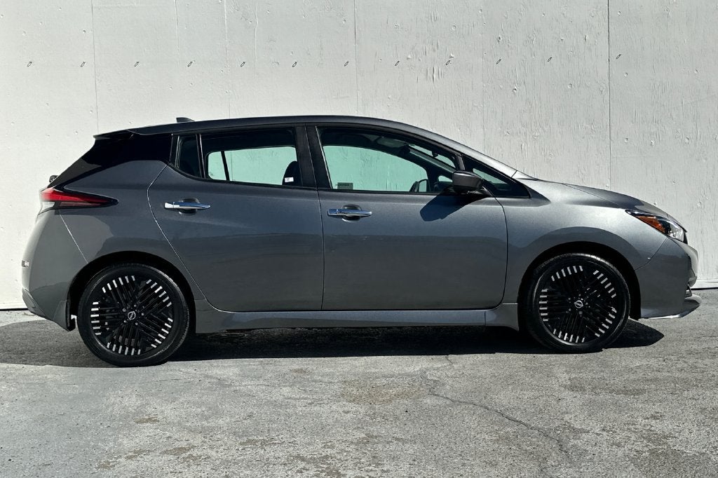 2023 Nissan Leaf SV Plus
