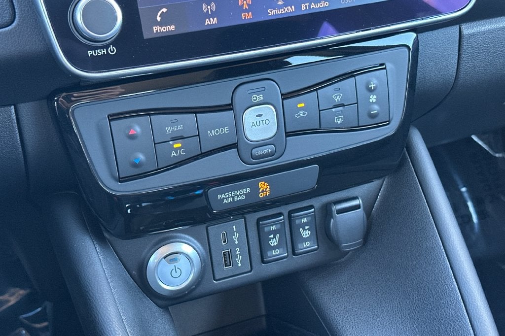 2025 Nissan Leaf SV Plus