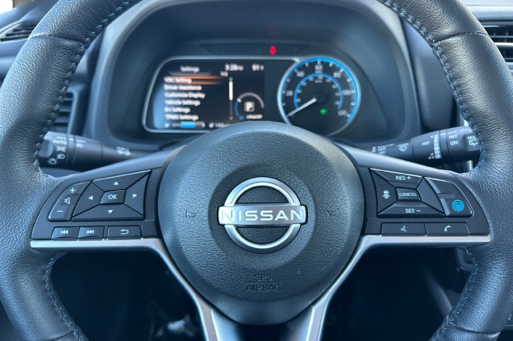 2025 Nissan Leaf SV Plus