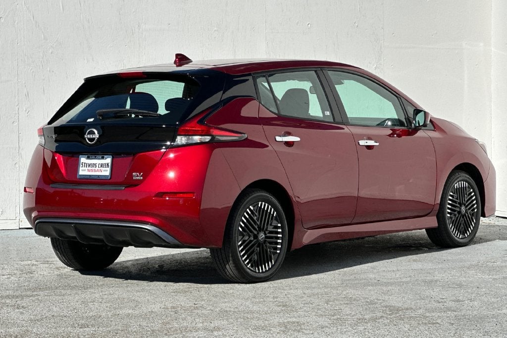 2025 Nissan Leaf SV Plus
