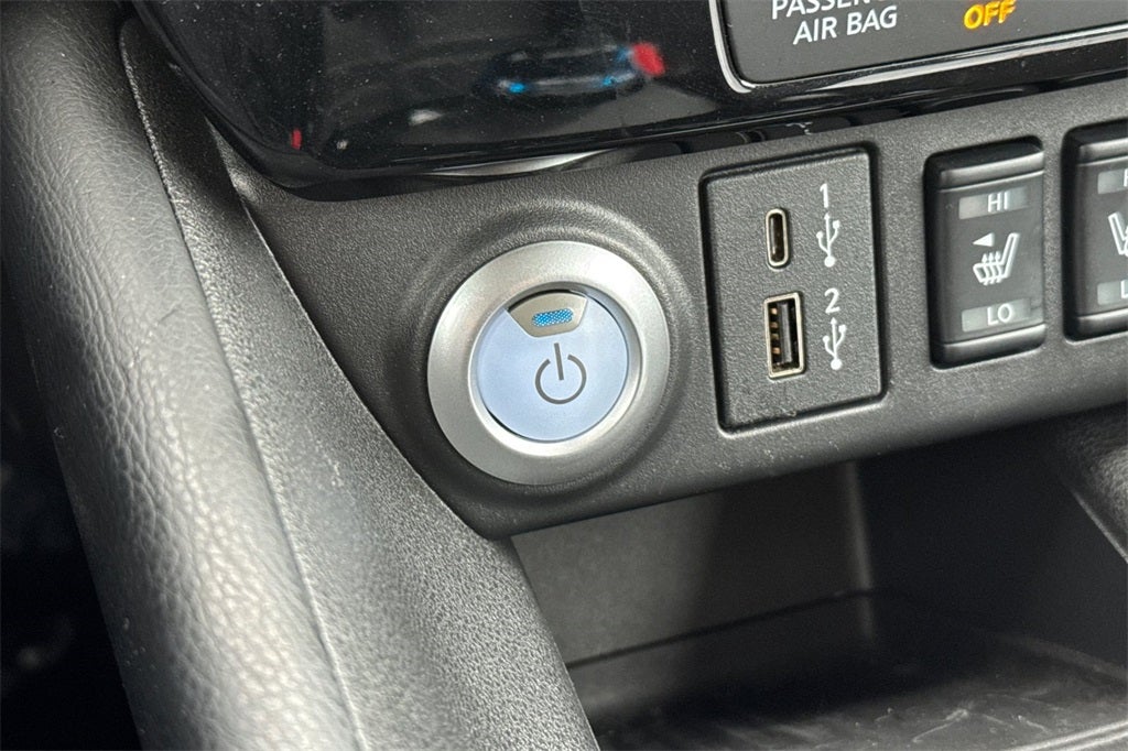 2024 Nissan Leaf SV Plus