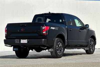 2024 Nissan Titan PRO-4X