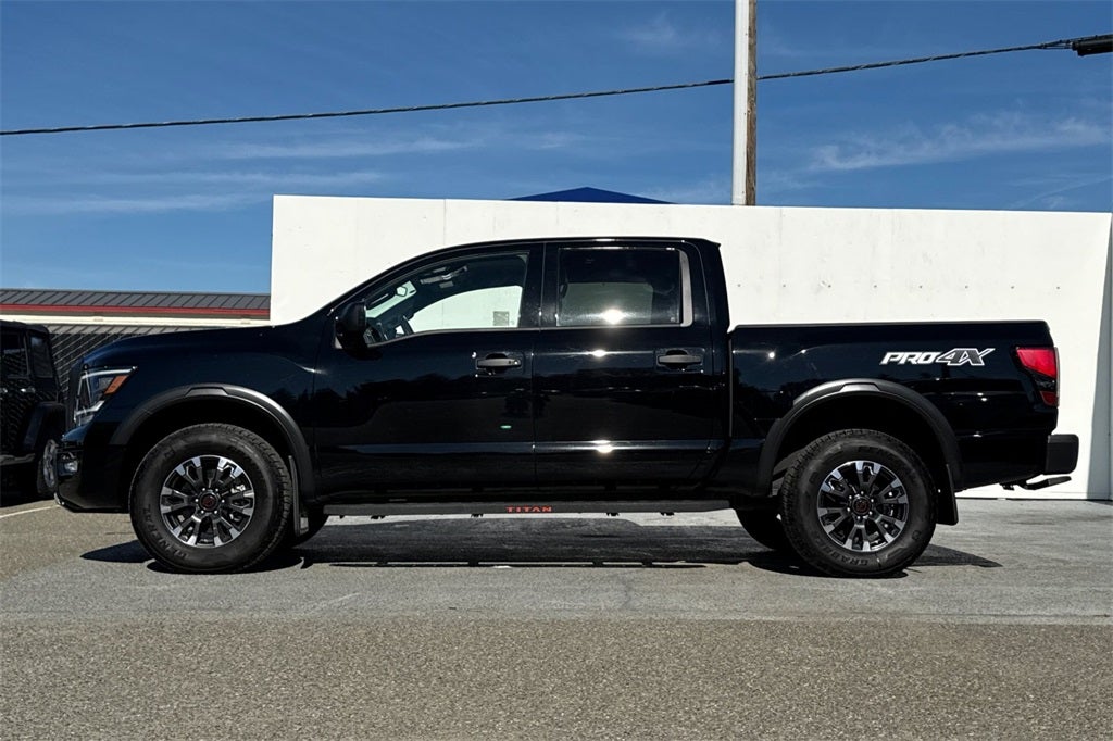 2024 Nissan Titan PRO-4X