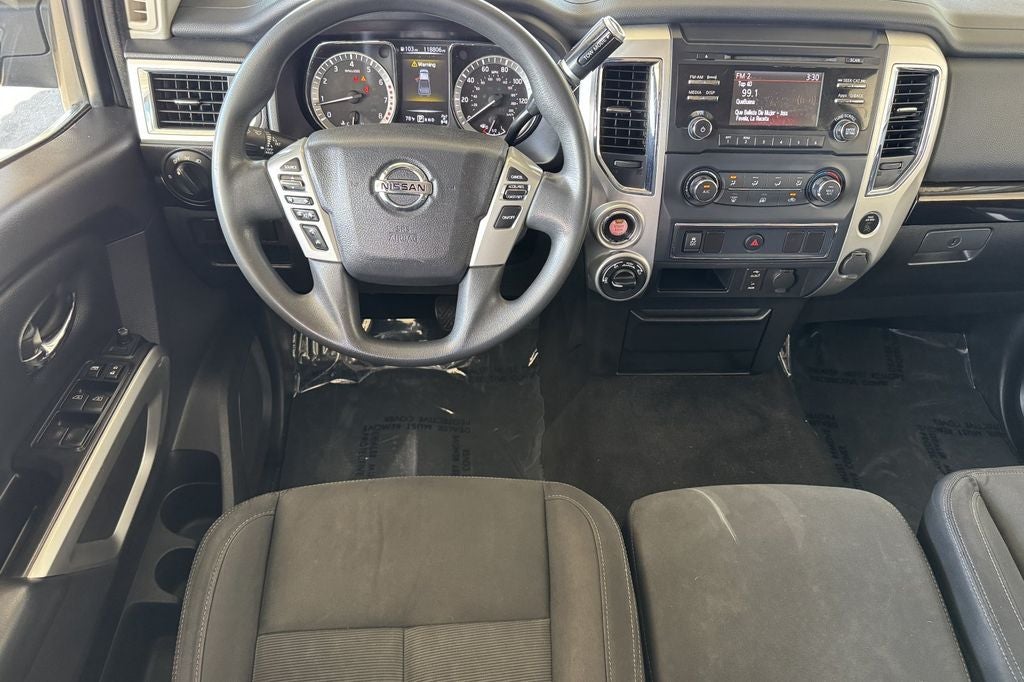 2017 Nissan Titan SV