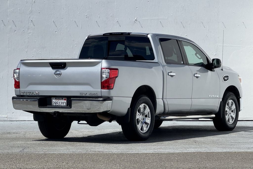 2017 Nissan Titan SV