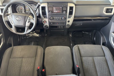 2017 Nissan Titan SV