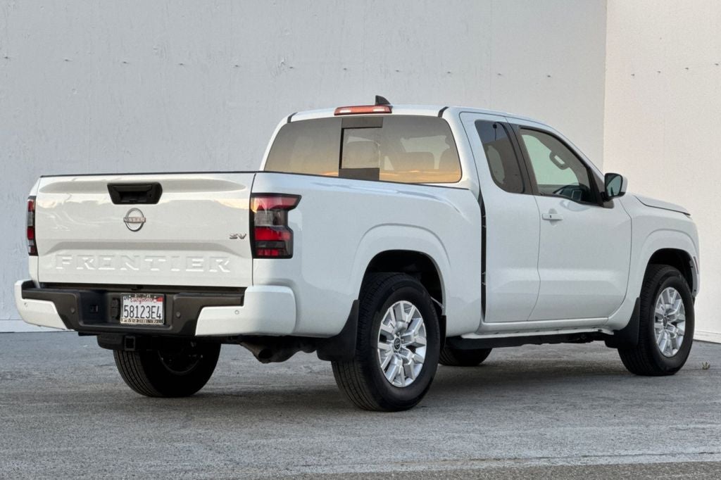2024 Nissan Frontier SV