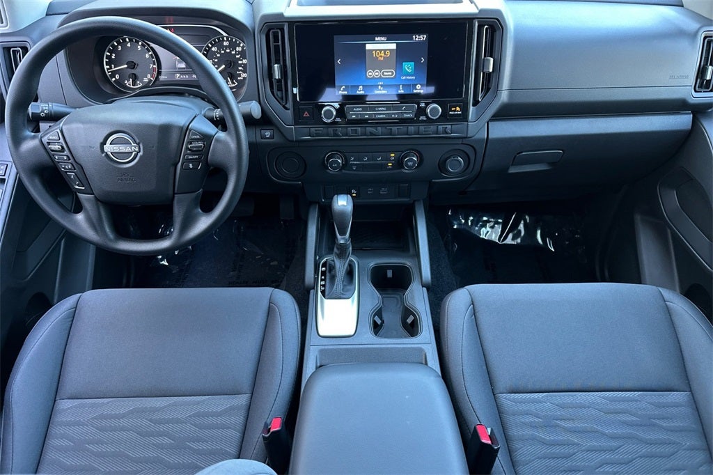 2025 Nissan Frontier S
