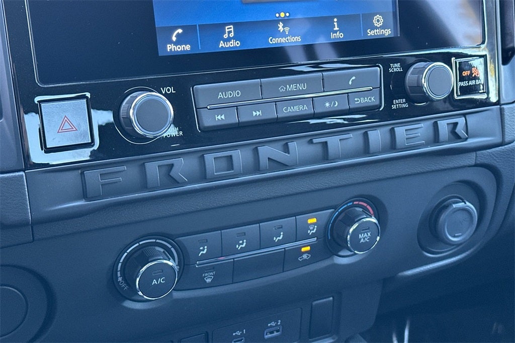 2025 Nissan Frontier S