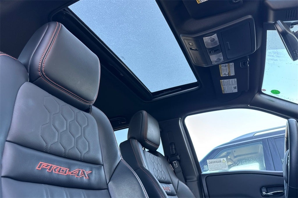 2024 Nissan Frontier PRO-4X