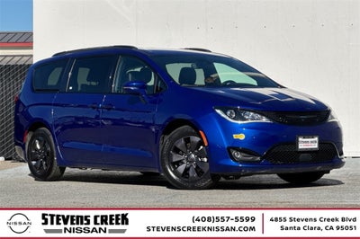 2020 Chrysler Pacifica Hybrid Limited