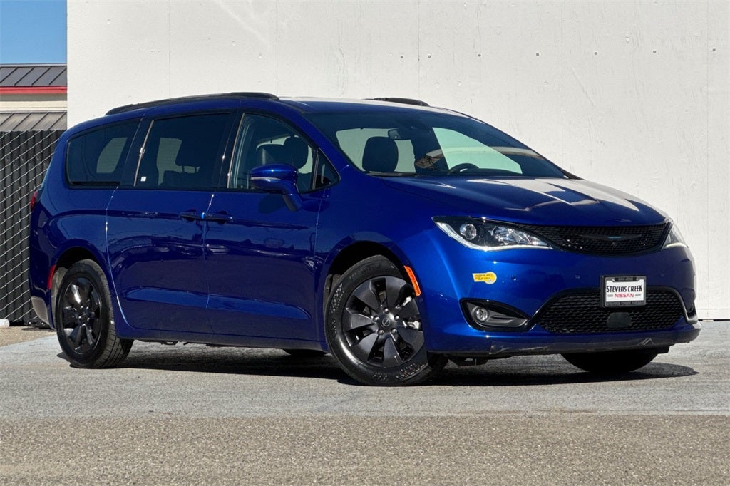 2020 Chrysler Pacifica Hybrid Limited