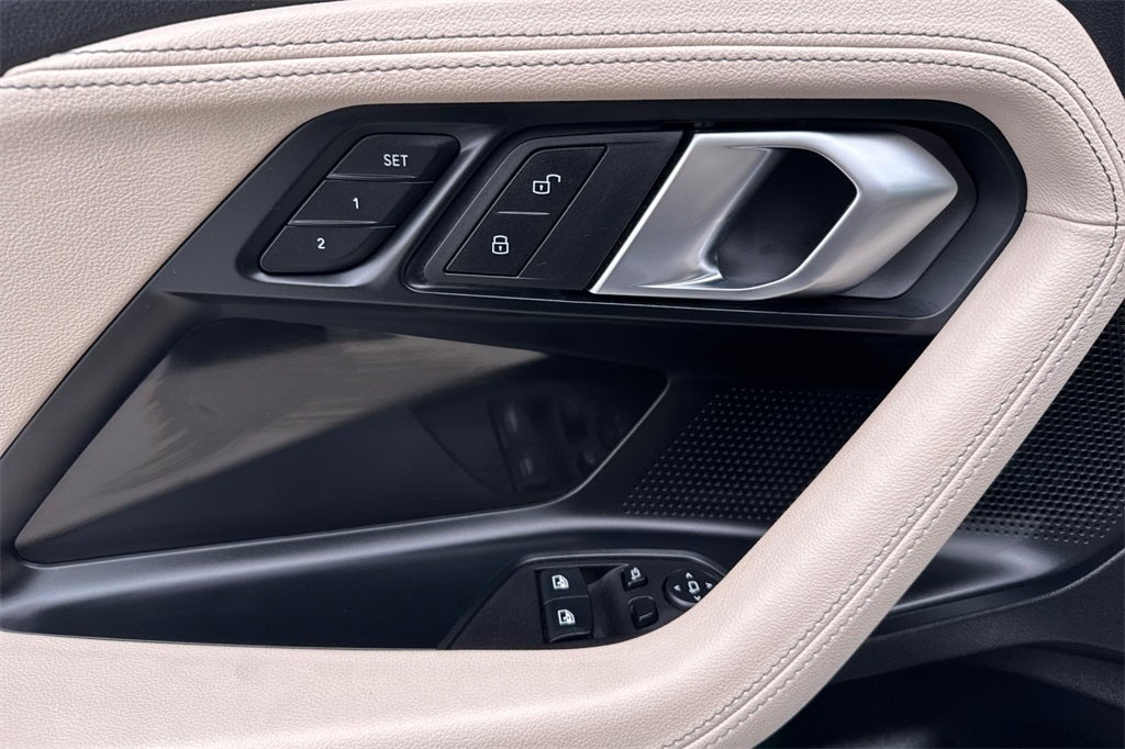 2025 BMW 2 Series 230i