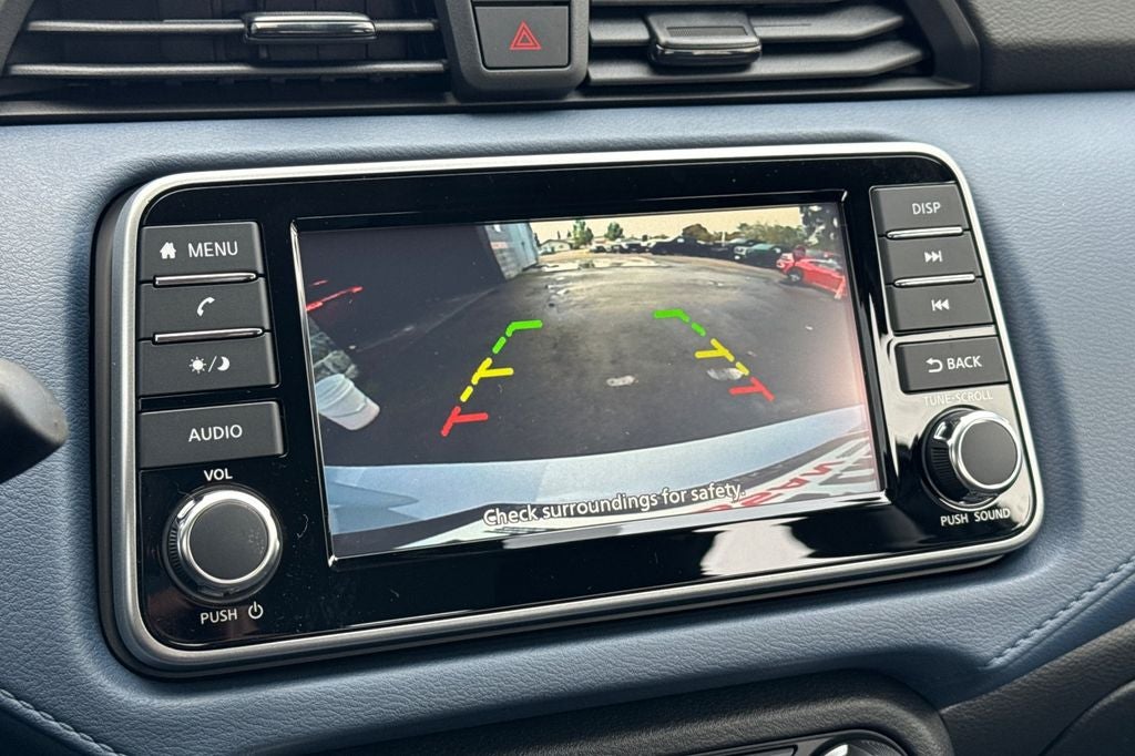 2025 Nissan Versa 1.6 SV