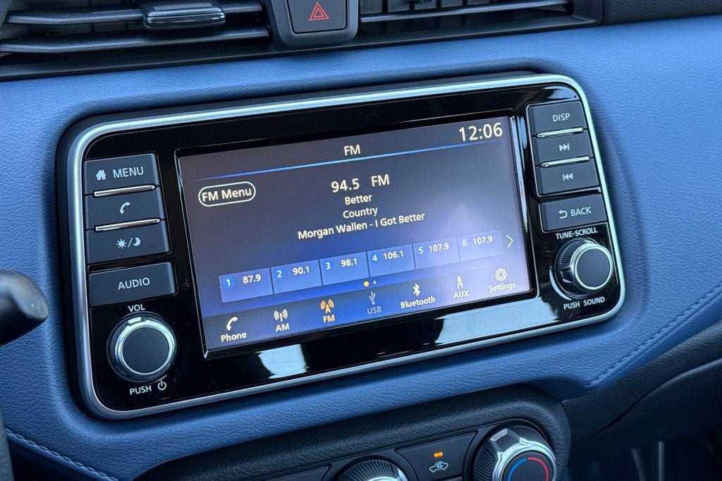 2025 Nissan Versa 1.6 SV