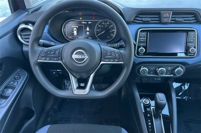 2025 Nissan Versa 1.6 SV