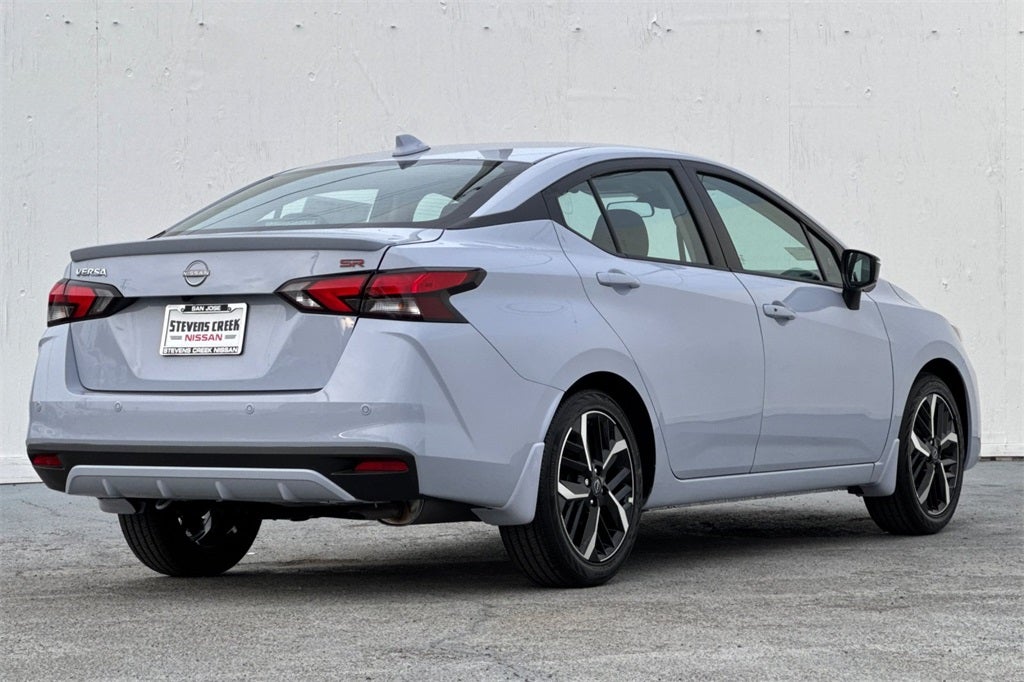2025 Nissan Versa 1.6 SR