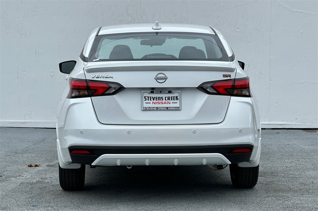 2025 Nissan Versa 1.6 SR