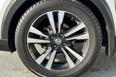 2019 Nissan Kicks SR