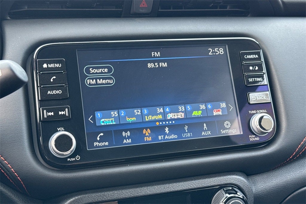 2024 Nissan Kicks SR