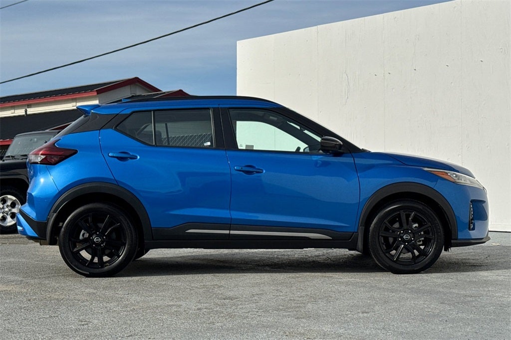 2024 Nissan Kicks SR