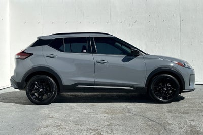 2023 Nissan Kicks SR