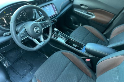 2023 Nissan Kicks SR