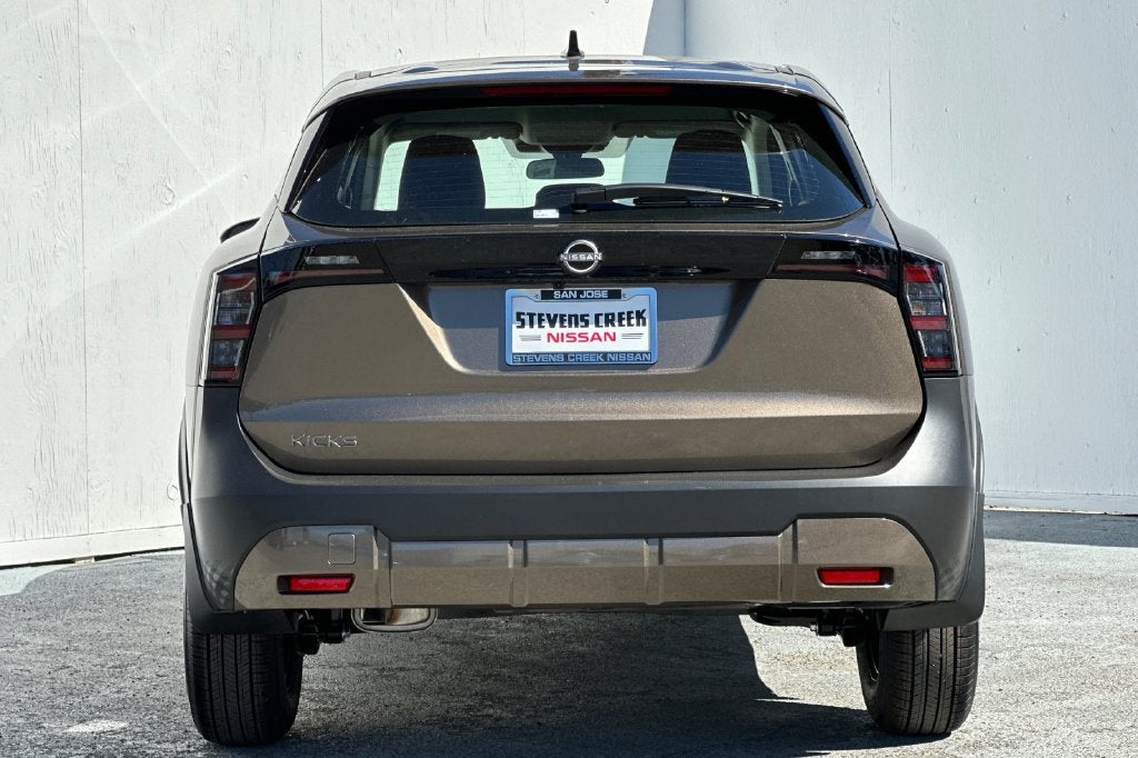 2027 Nissan Kicks S