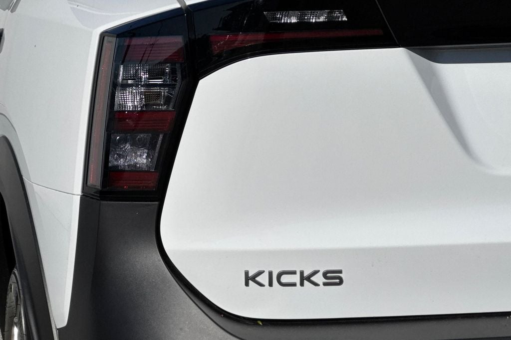 2026 Nissan Kicks S