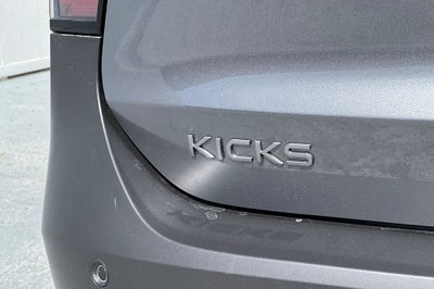 2025 Nissan Kicks SV