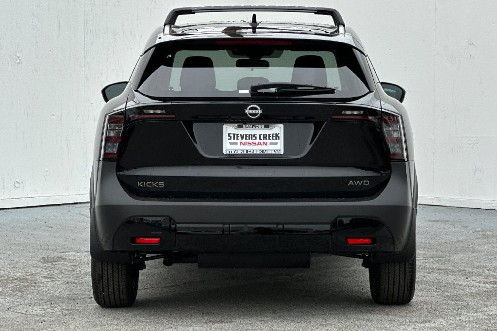 2027 Nissan Kicks SV