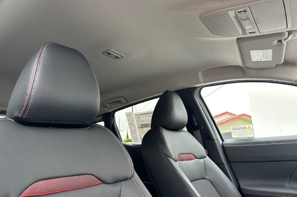 2027 Nissan Kicks SR